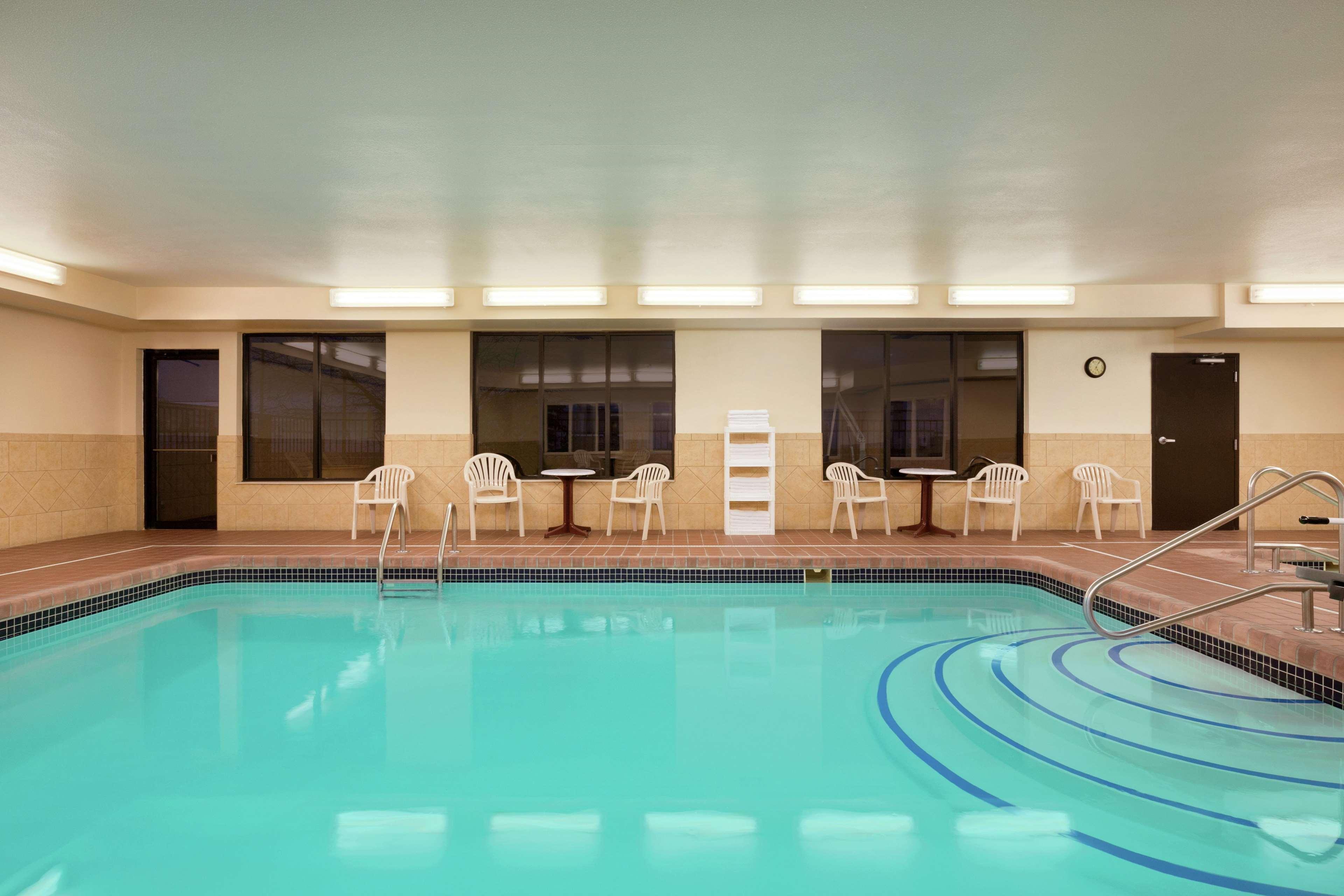 Hampton Inn לונגמונט מראה חיצוני תמונה